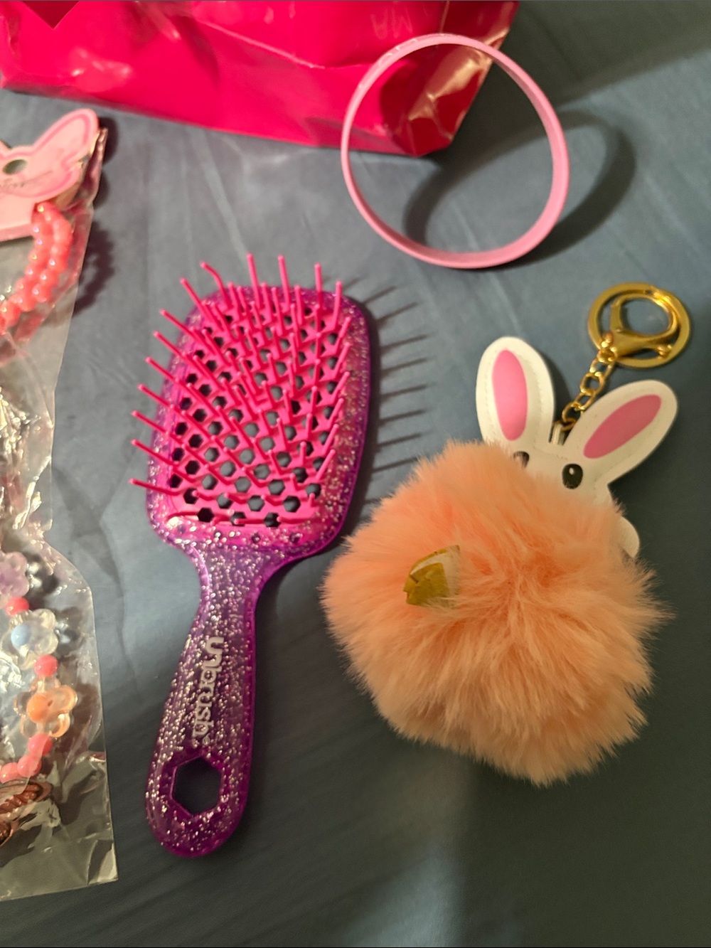 Pink Girls' Bath & Body Gift Set with Accessories, necklace, headband, lip balm, - Picture 10 of 16